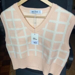 CHECKERED SWEATER VEST new with tags